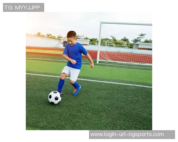 掌握足球压低射门技巧助力进球率提升的全面指南